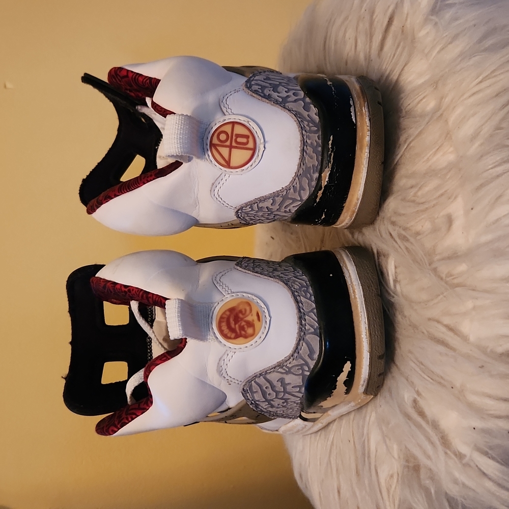 Spike Lee Jordans - Picture 3 of 7